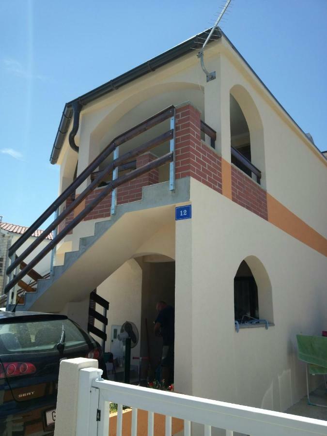 Ulica Zitna Xxvii Br.12 Apartman Ljevar Apartment วีร์ ภายนอก รูปภาพ